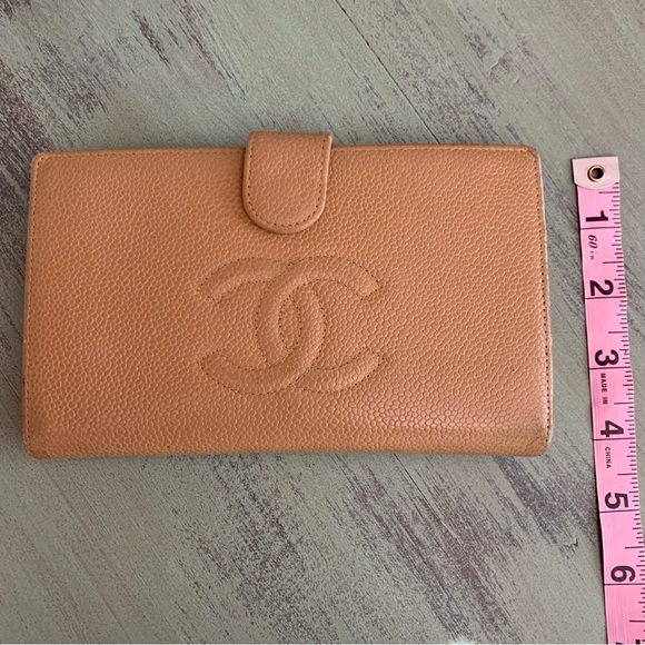 Vintage CHANEL Caviar CC Wallet - Picture 4 of 16